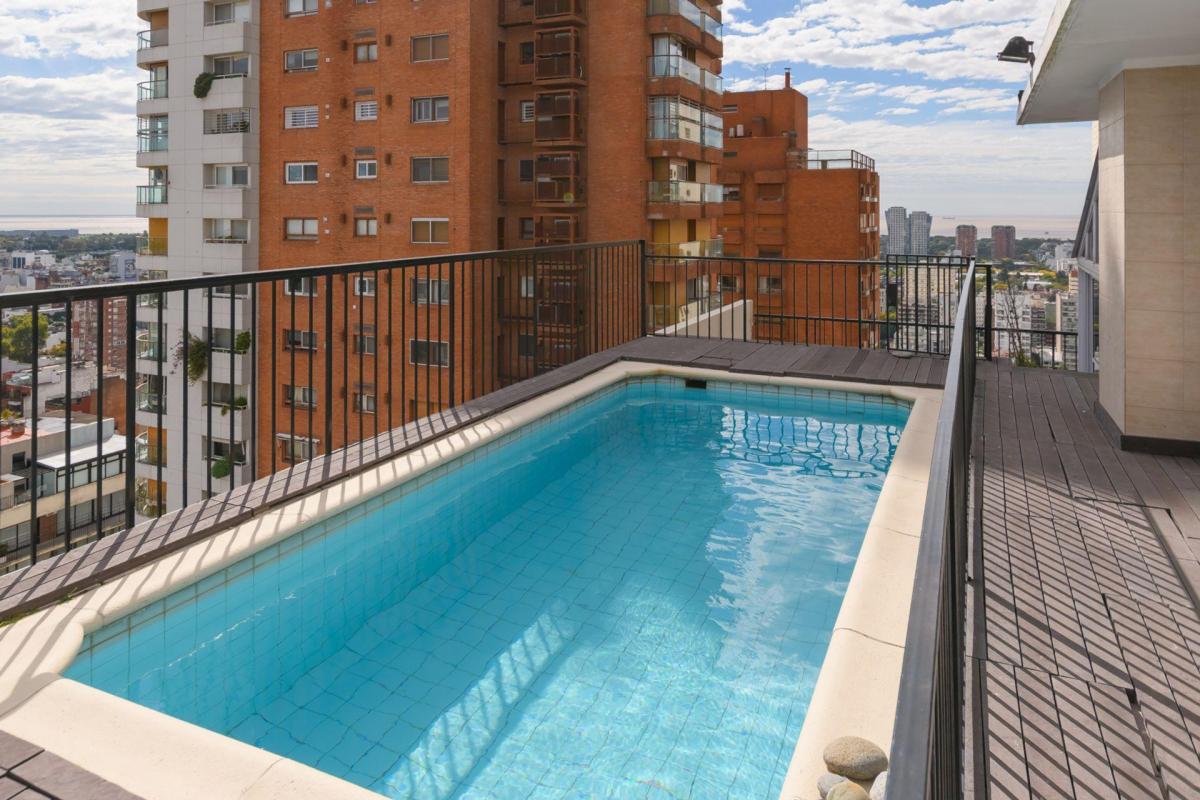 Venta Piso Duplex 6 Ambientes Piso 25 con Pileta 2