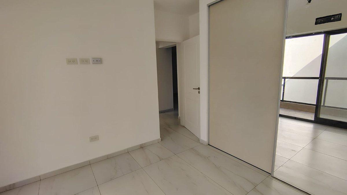 Departamento 3 Ambientes Patio y Balcón 1