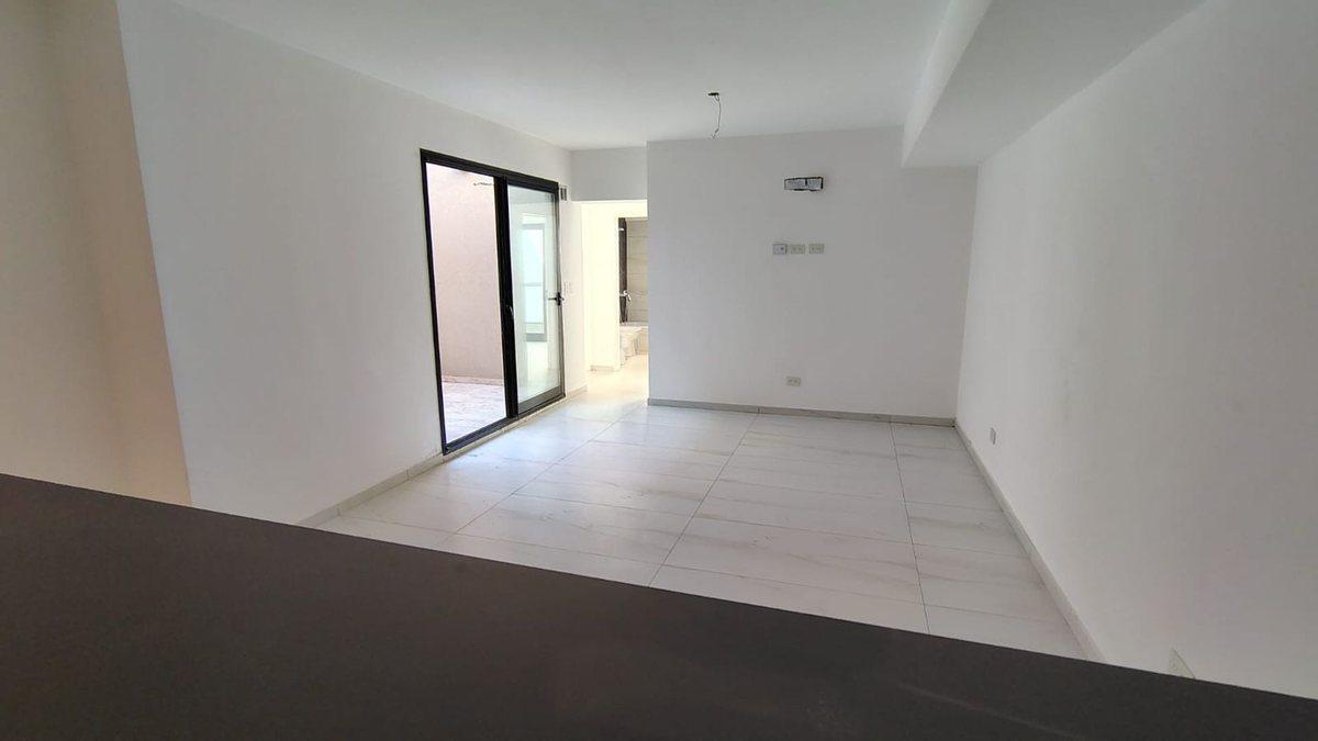 Departamento 3 Ambientes Patio y Balcón 2