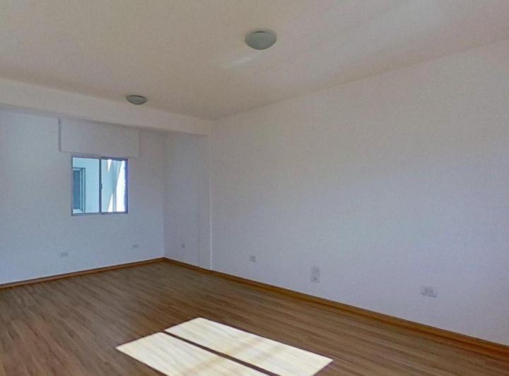 VENTA MONOAMBIENTE DIVISIBLE de 46M2 en Lanús 3