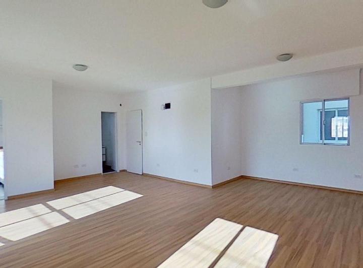 VENTA MONOAMBIENTE DIVISIBLE de 46M2 en Lanús 5