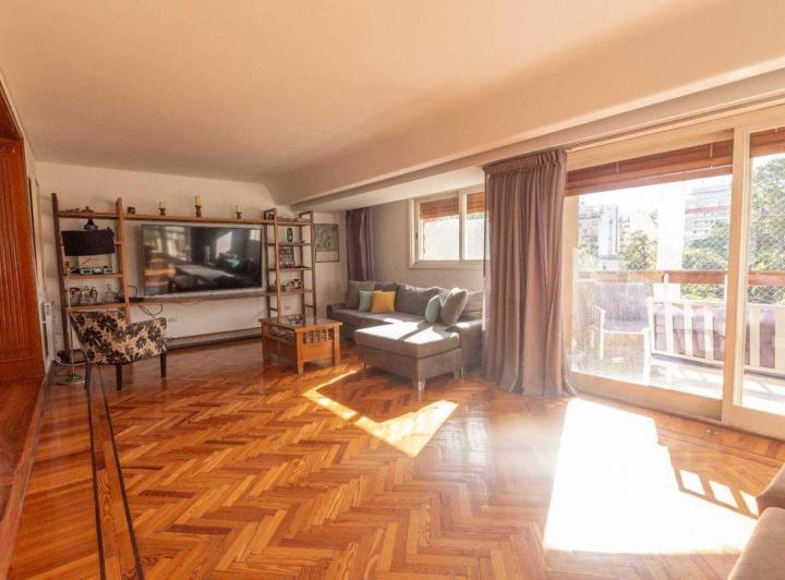 VENTA PISO DPTO. 6 AMB - PLAZA MISERICORDIA - COCH 3