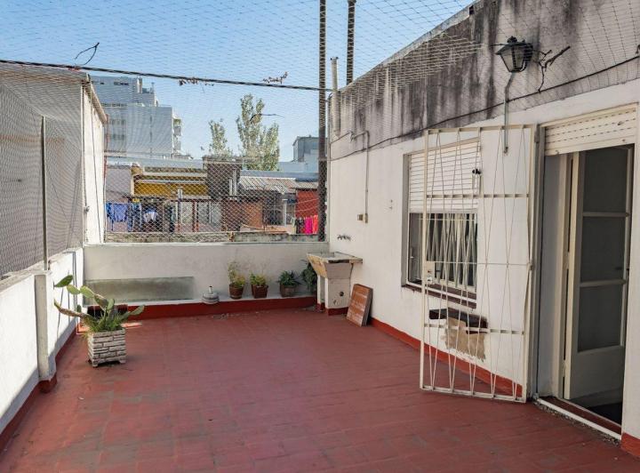 DEPARTAMENTO DE 4 AMBIENTES EN VENTA EN CHACARITA 1