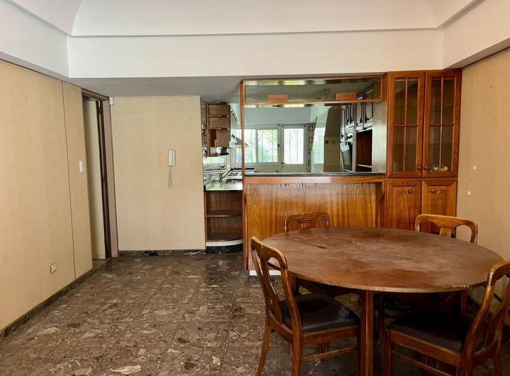 VENTA CASA 7 AMBIENTES 4 COCHERAS PARQUE CHACABUCO 4