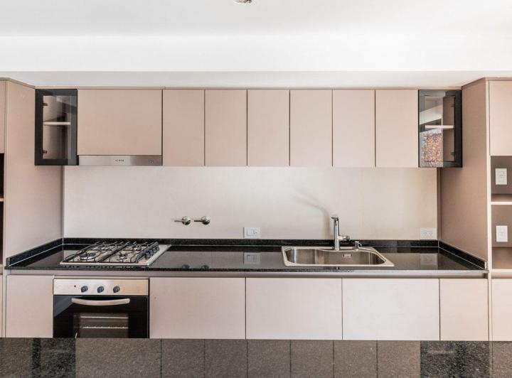 VENTA PISO DPTO. 4 AMBIENTES - FLORES - COCHERA 4
