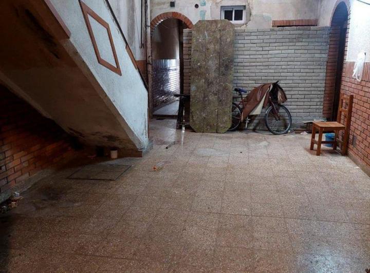 6 ambientes entrada Independiente a Refaccionar 4