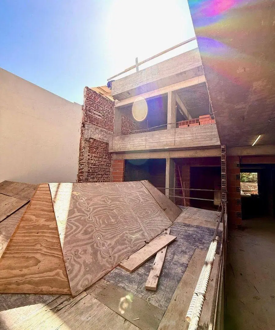 4 AMBIENTES DE 260 M2 C/ TERRAZA Y PARRILLA PROPIA 5