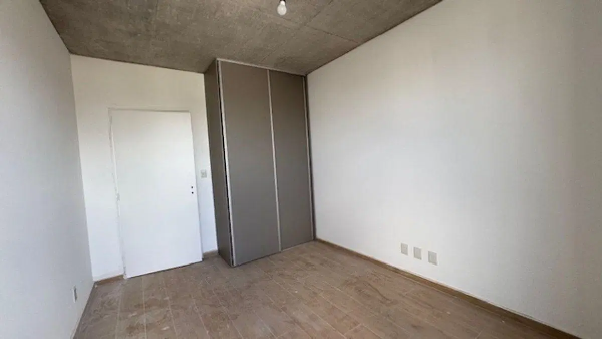 Dto 3 ambientes en venta c/patio en Colegiales 4
