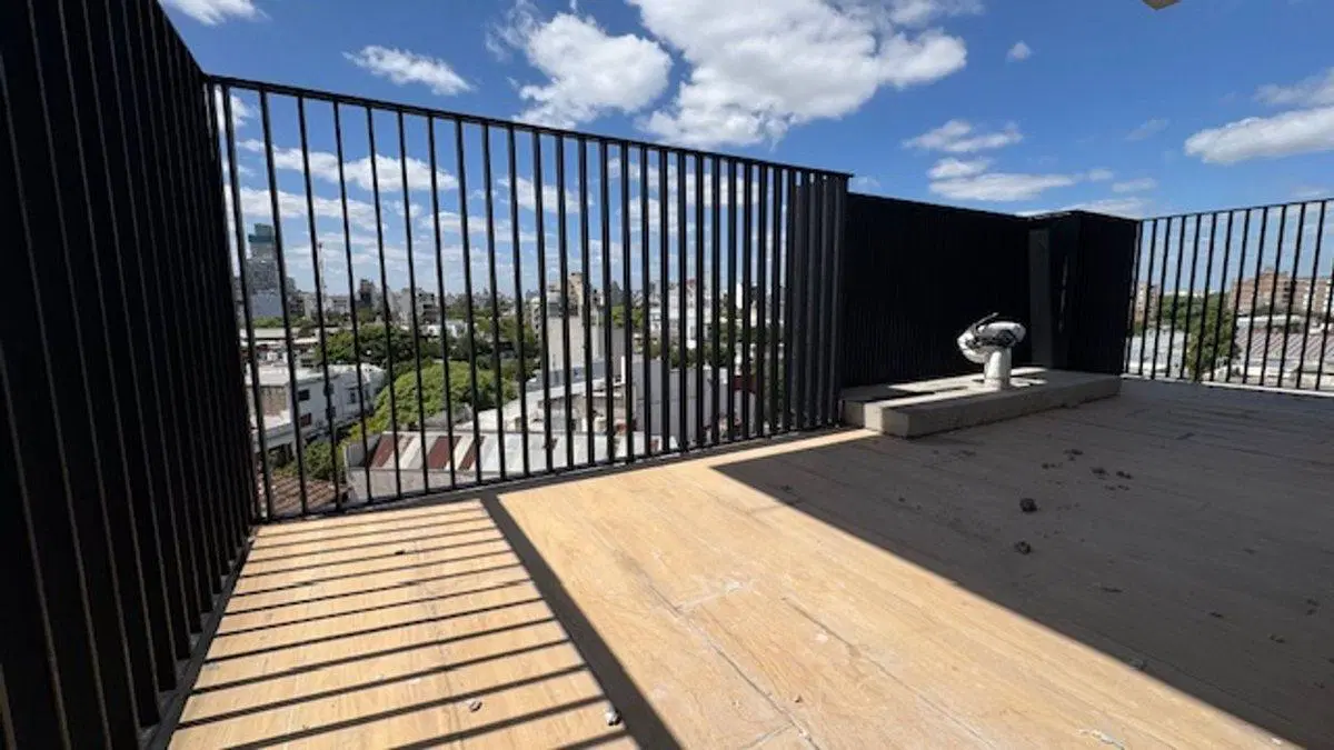 Dep 2 ambientes en venta c/balcón Colegiales 5
