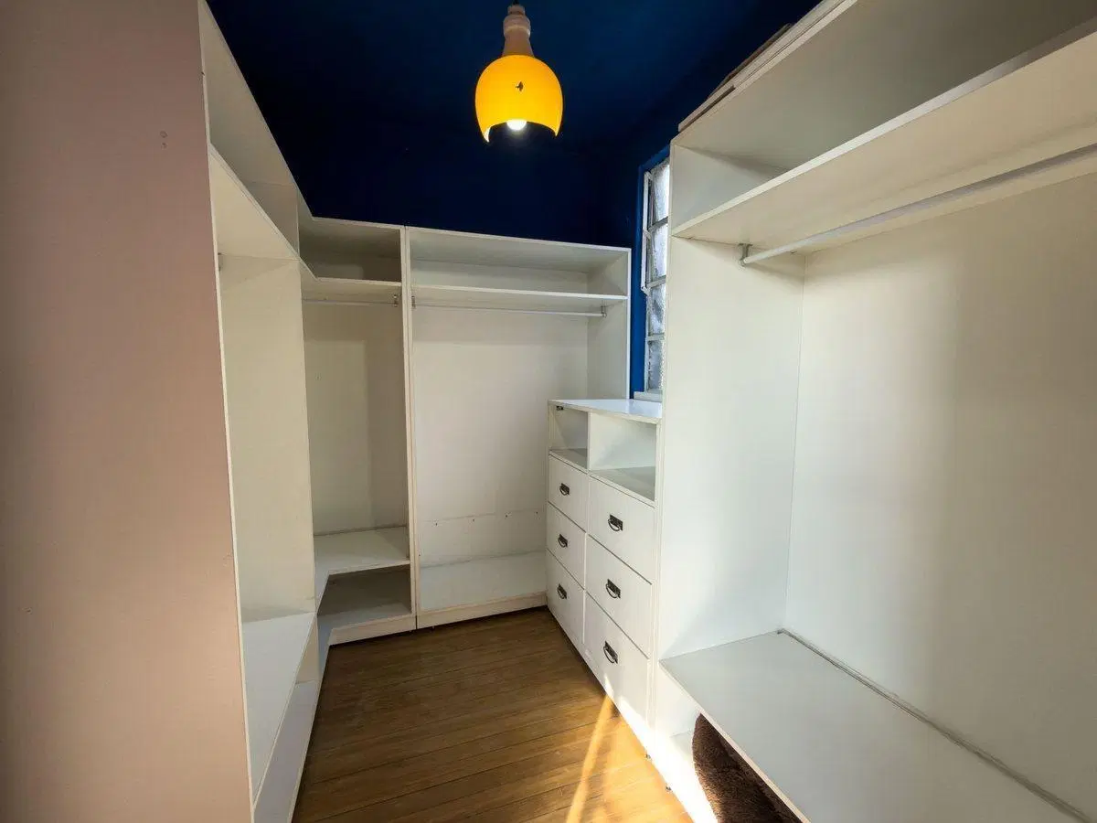 VENTA DEPARTAMENTO DE 4 AMBIENTES EN MONTSERRAT 5