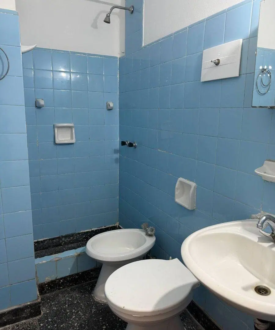 3 AMBIENTES CON BALCON SUPER LUMINOSOS 3