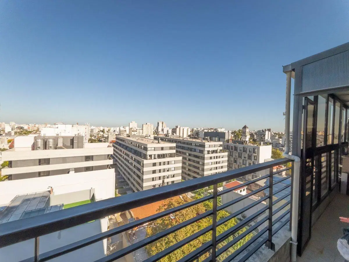 DEPARTAMENTO 2 AMBIENTES VENTA FLORES CON BALCÓN 2