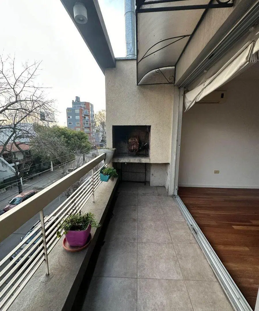 2 AMBIENTES- TOILETTE- EN DUPLEX CON TERRAZA- 5