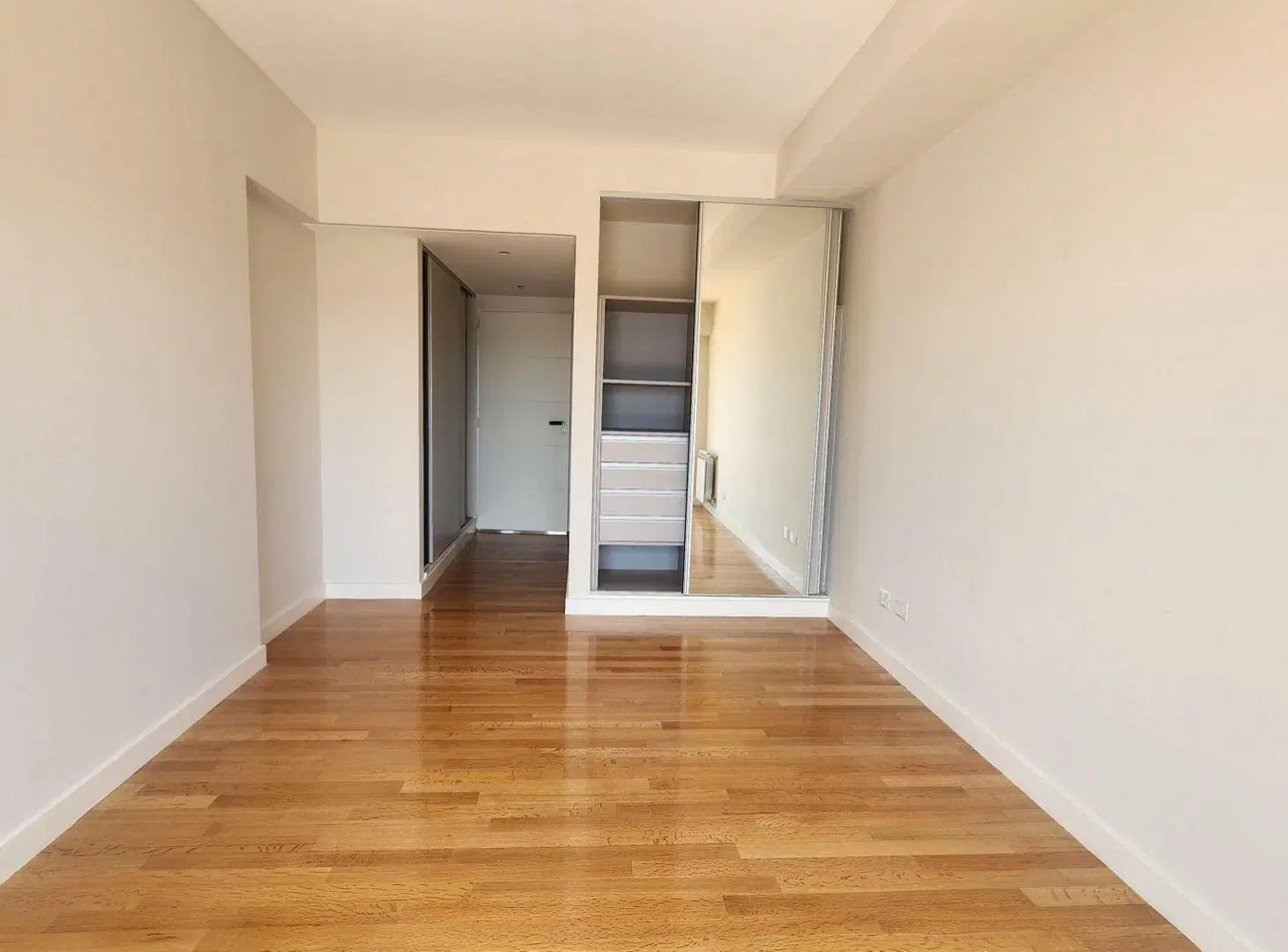 VENTA 4 AMB ESTRENAR C/BALCON TERRAZA Y PARRILLA 5