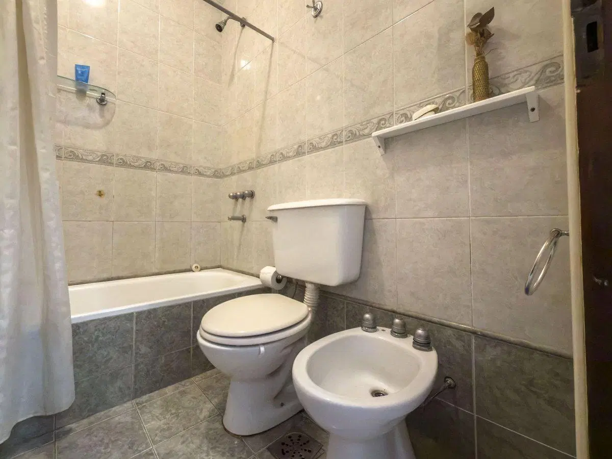 VENTA PH DE 5 AMBIENTES EN PARQUE CHACABUCO 3