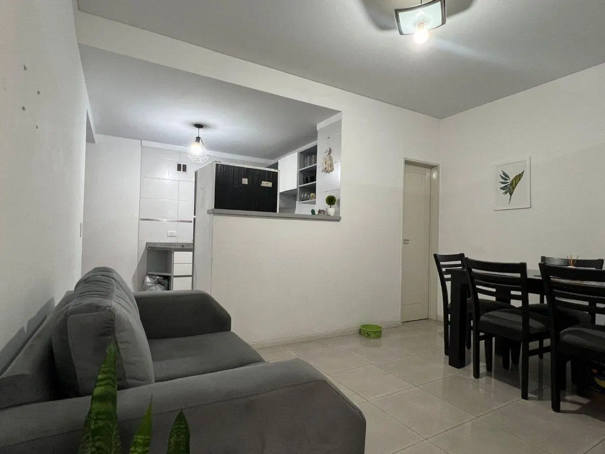 VENTA MONOAMBIENTE CON BALCON IMPECABLE, BANFIELD 5