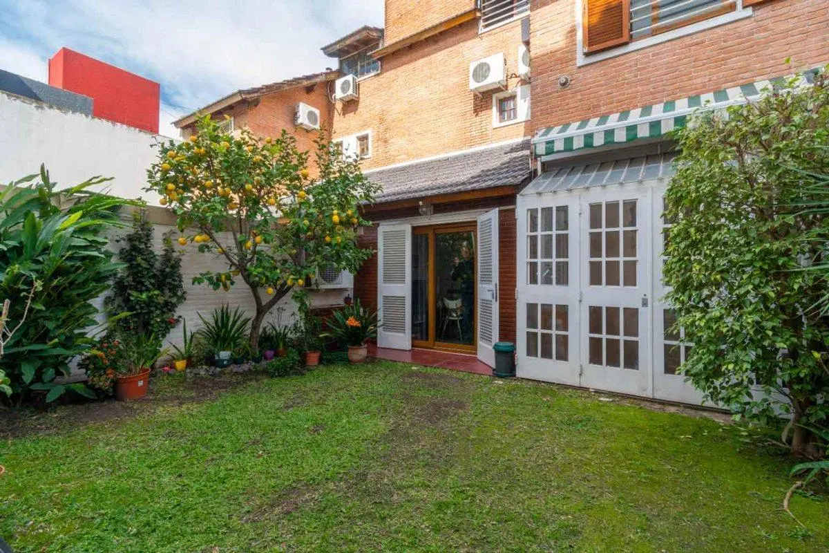 CASA TRIPLEX DE 4 AMBIENTES EN VENTA RAMOS MEJIA 3