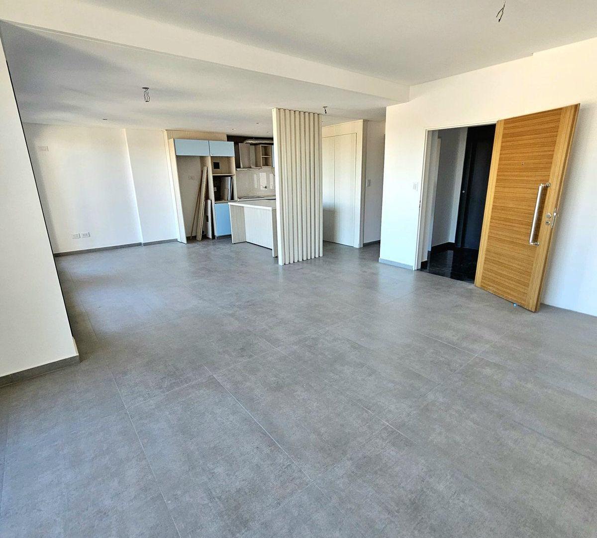 Venta Piso 4 ambientes Cochera a estrenar S. Peña