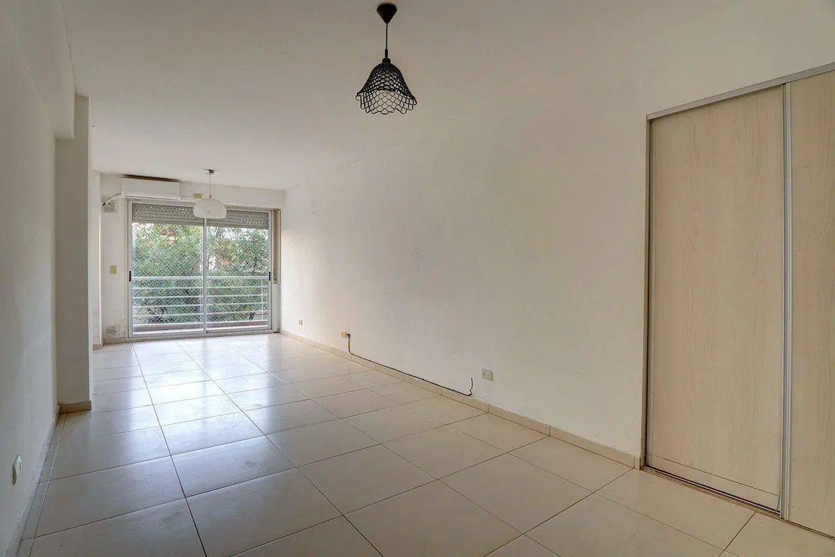 VENTA DEPARTAMENTO BALVANERA SUM, COCHERA Y PILETA 2