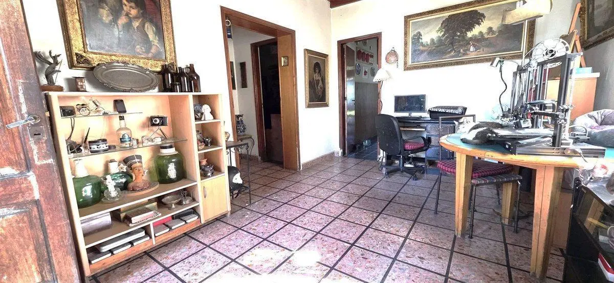 Casa 4 amb/Jardín/cocheras. Única! Caseros 8