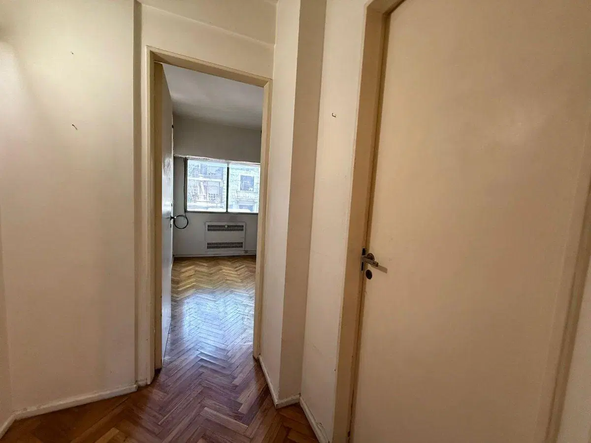 VENTA DPTO. 3 AMB. ALMAGRO CON BALCÓN A. CRÉDITO. 4