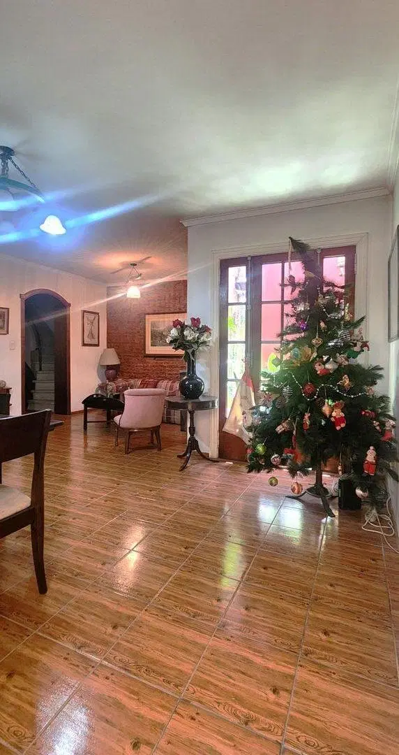 Casa 5 amb + Dpto. Patio Terraza Venta San Andrés 3