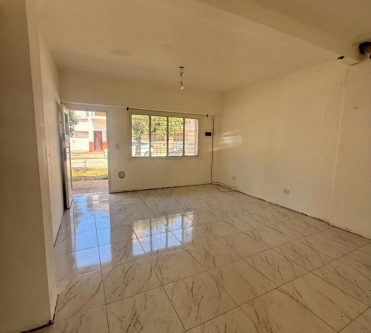 PH en Venta con entrada independiente, Villa Raffo