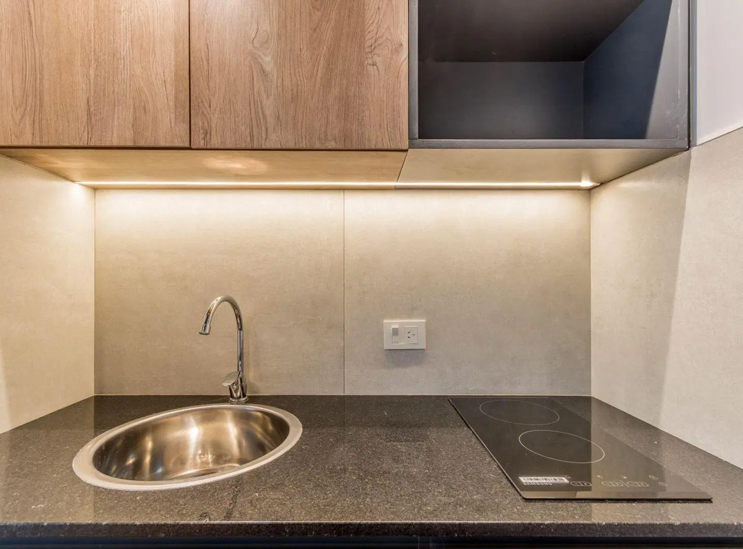 MONOAMBIENTE IMPECABLE GORRITI Y ARMENIA P.SOHO 2