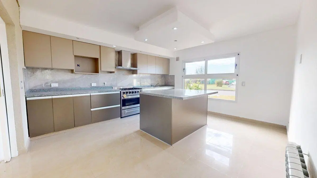 CASA VENTA 5 AMB HARAS STA MARIA ESCOBAR FINANCIA. 4