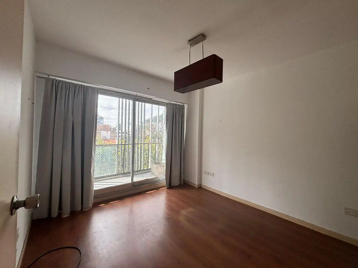 ALQUILER DEPTO 2 AMBIENTES CON BALCON CHACARITA 5