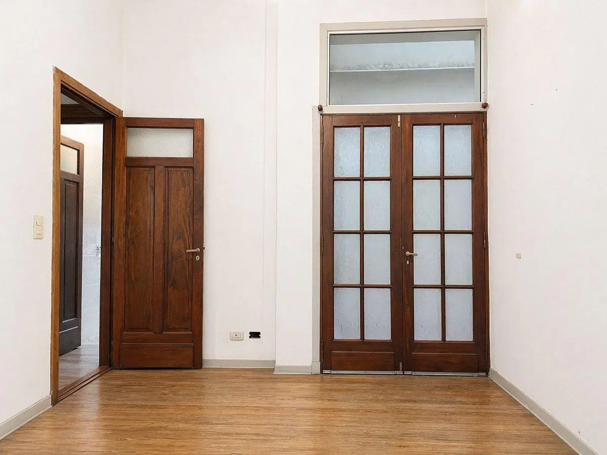 VENTA DEPTO 3 AMB CON ESCRITORIO COCHERA Y PATIO 2