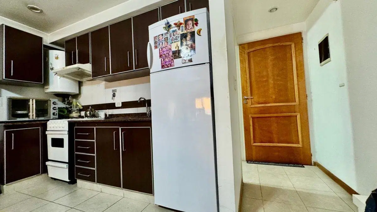 VENTA DOS PH SIN EXPENSAS CON  2 BALCONES 3