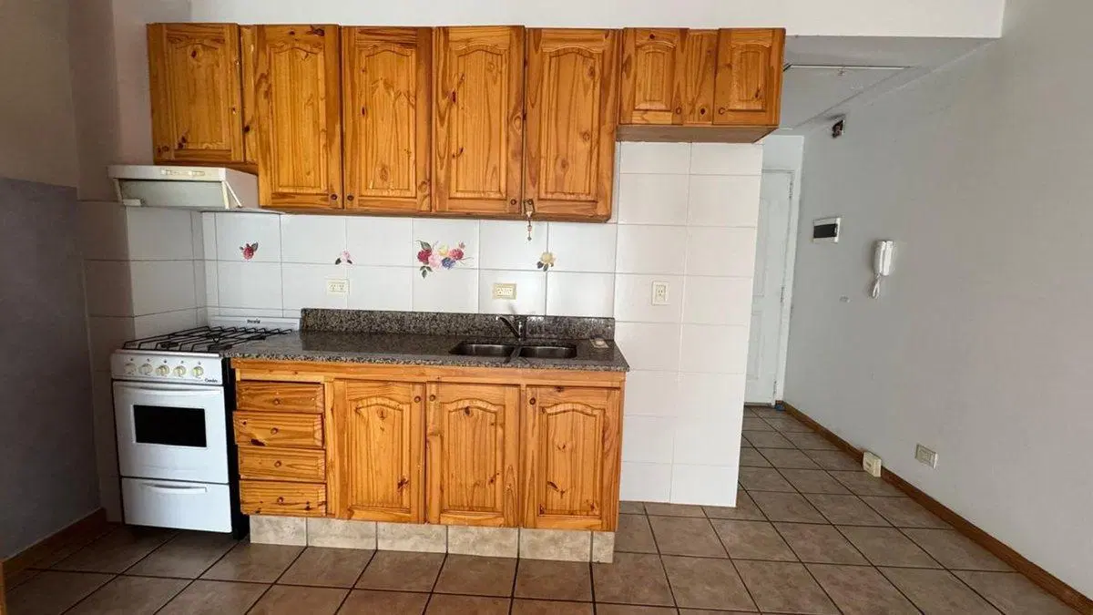 VENTA DOS PH SIN EXPENSAS CON  2 BALCONES 2