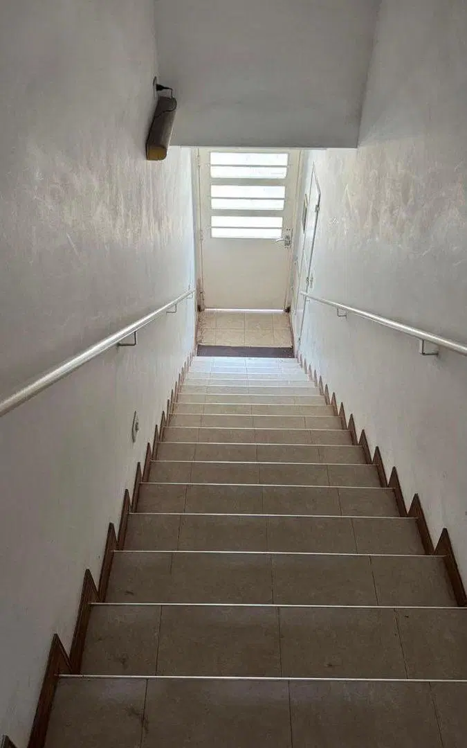 VENTA DOS PH SIN EXPENSAS CON  2 BALCONES 5