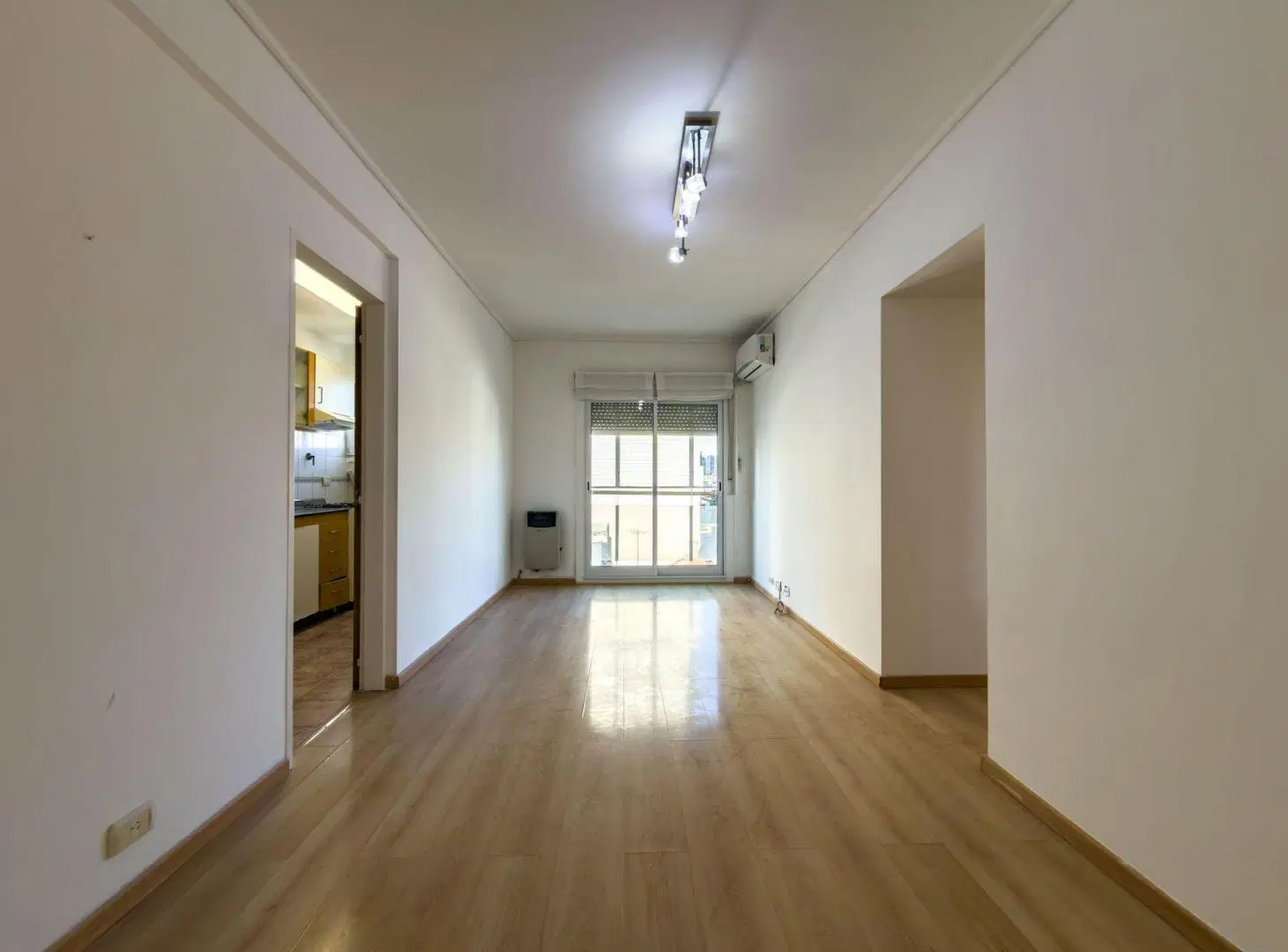 VENTA DEPTO 3 AMB CON BALCON PARQUE PATRICIOS 2