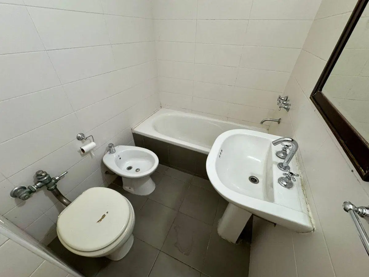 VENTA DEPARTAMENTO 4 AMB BALCON GARAGE Y BAULERA 4