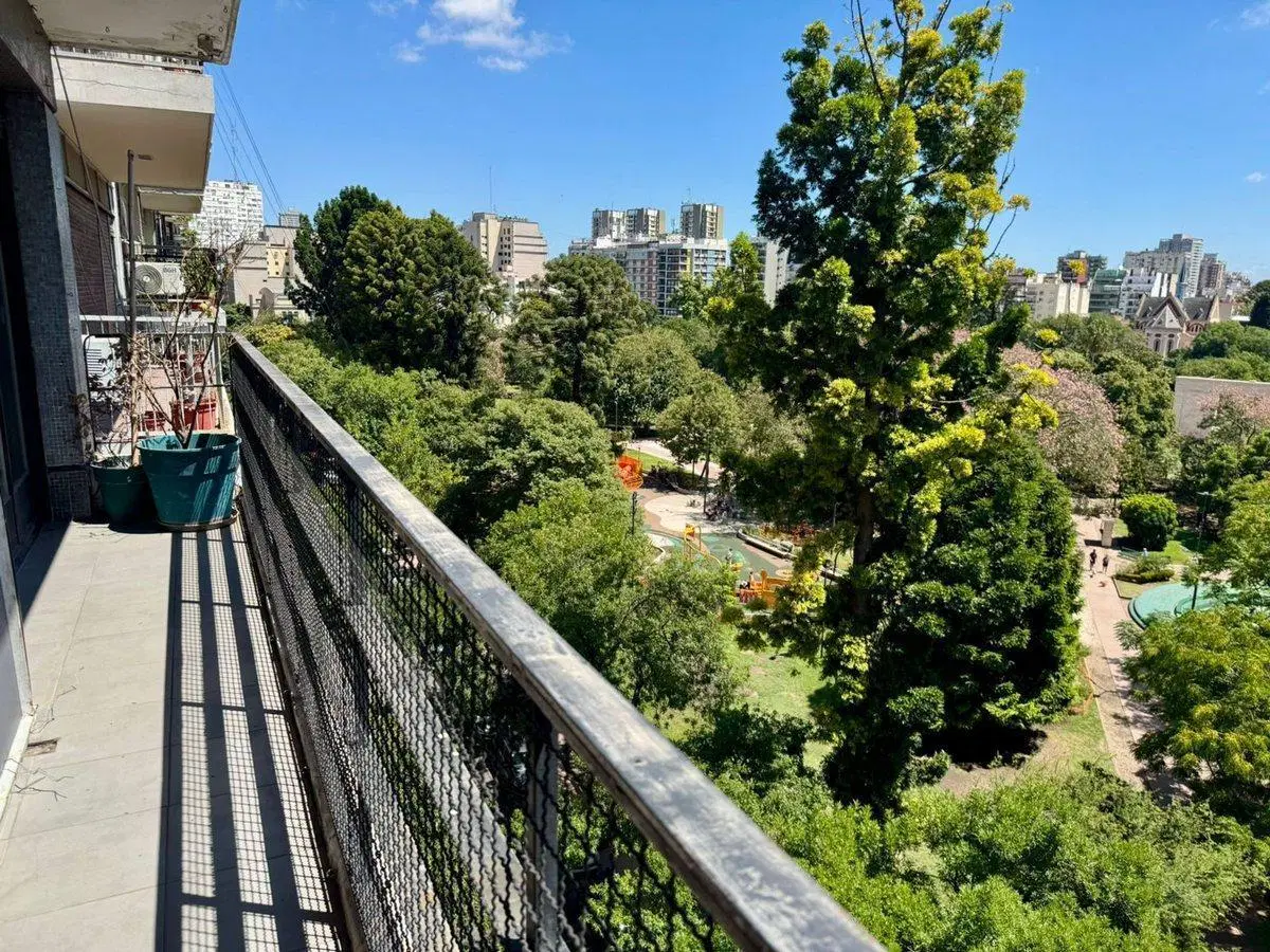 VENTA DEPARTAMENTO 4 AMB BALCON GARAGE Y BAULERA 2