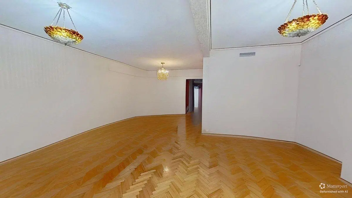 Piso Exclusivo 4 Amb c/Dep + Cochera / Caballito 2