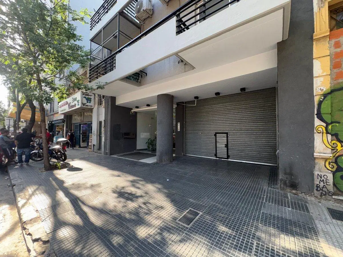 VENTA LOCAL COMERCIAL A ESTRENAR SAN CRISTOBAL 2
