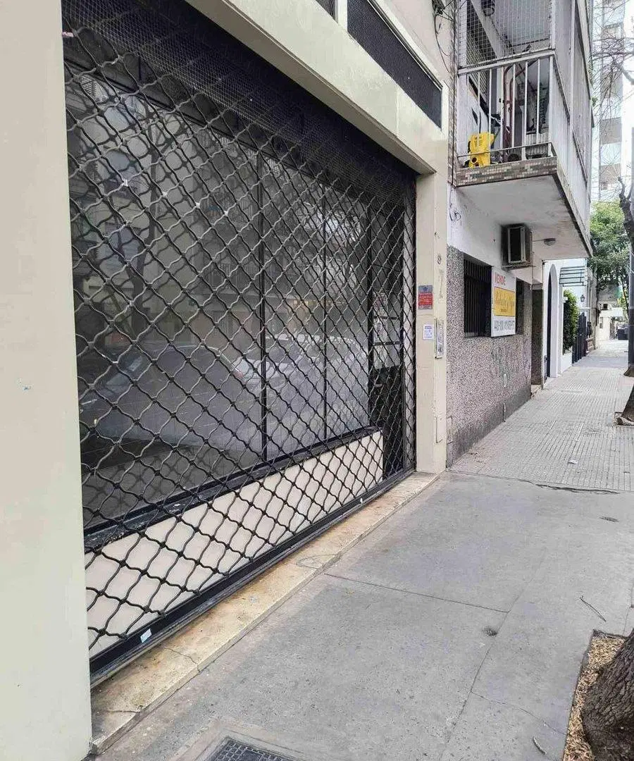 LOCAL BOEDO AL FRENTE - LIBRE COLUMNAS TECHO ALTO 5
