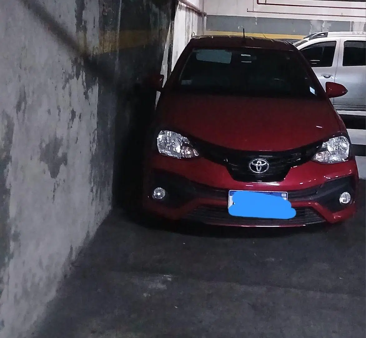VENTA COCHERA GRANDE CERCA DEL SHOPPING CABALLITO 4