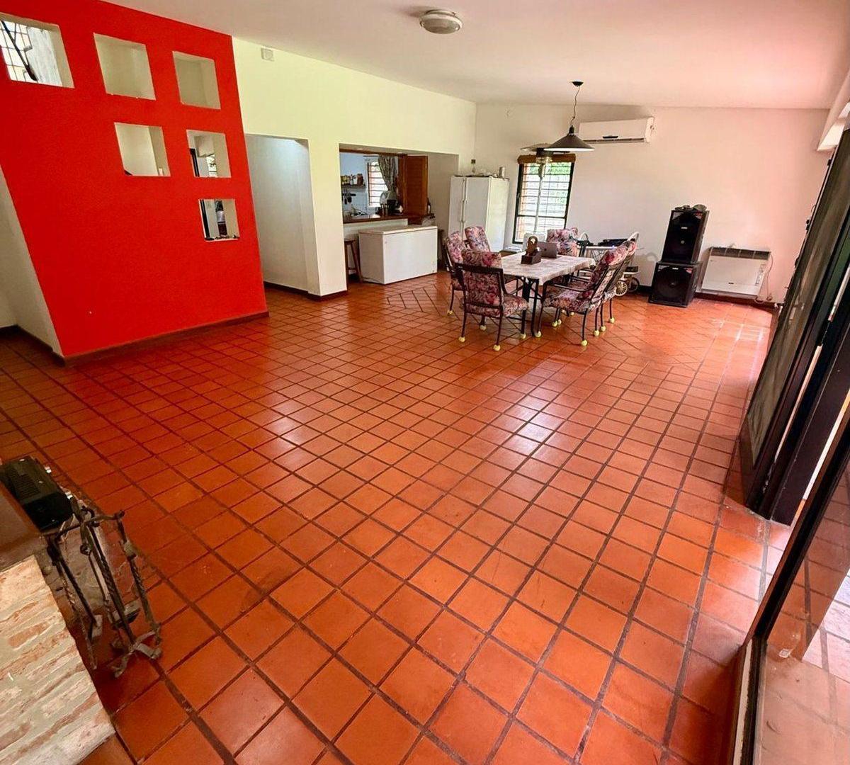 Foto de Casa Quinta en venta, Barrio Yei Pora, con 3 lotes, imagen 2