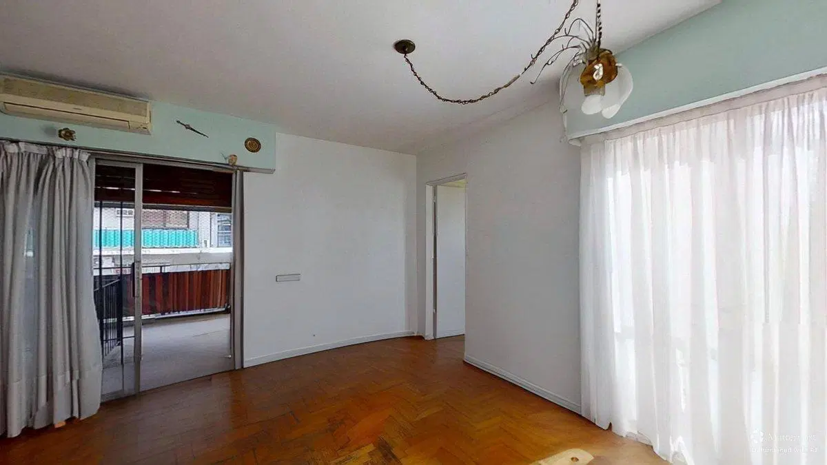 2 AMB C/TERRAZA PROPIA en Av. Rivadavia y Varela 3