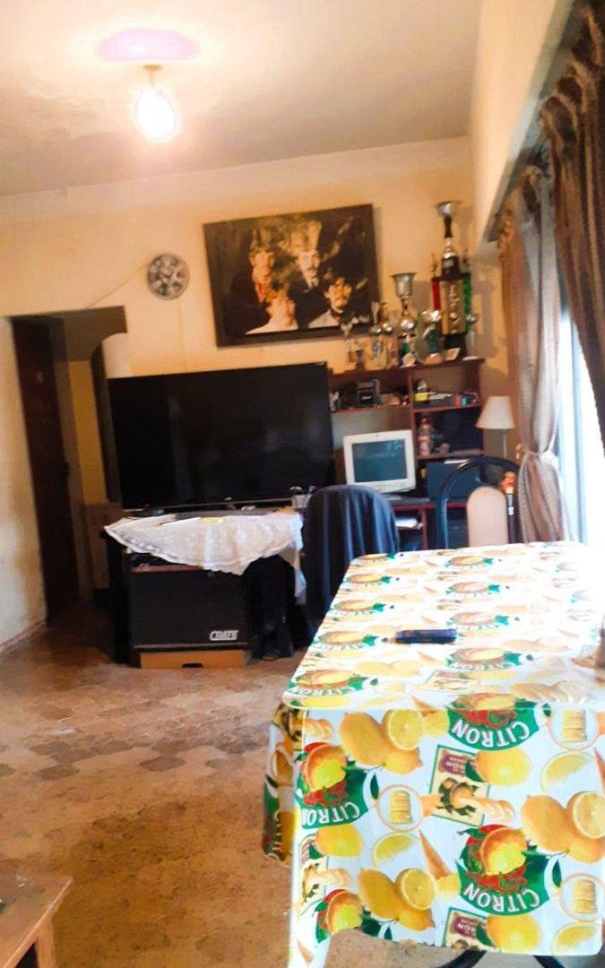 Foto de Venta Casa Flores APTO CREDITO cochera dos patios, imagen 3
