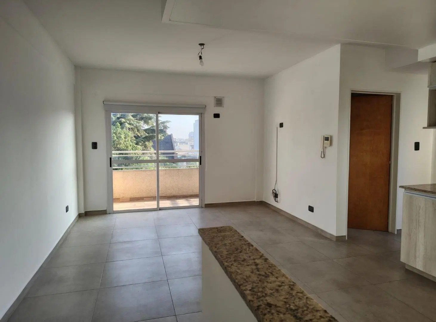 ALQUILER DEPTO 2 AMB IMPECABLE 2 BALCONES COCHERA 3
