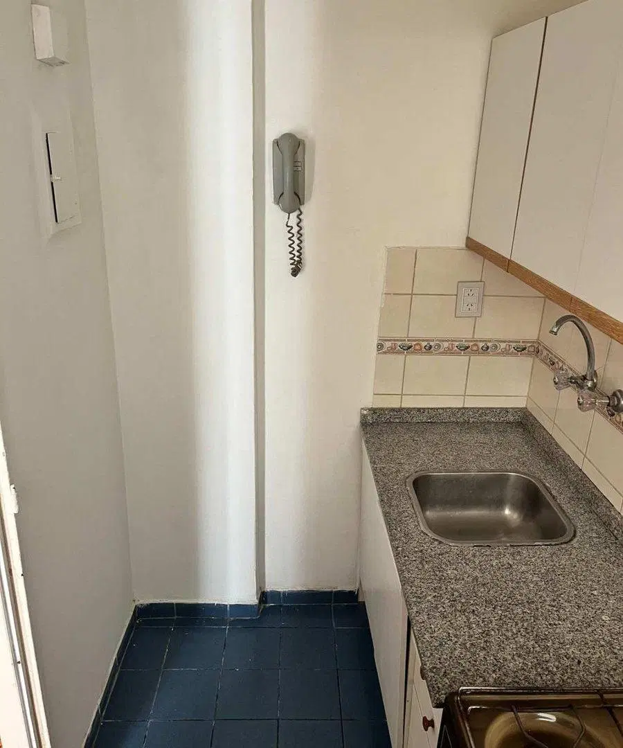 Departamento 2 ambientes caballito "1°x escalera" 3