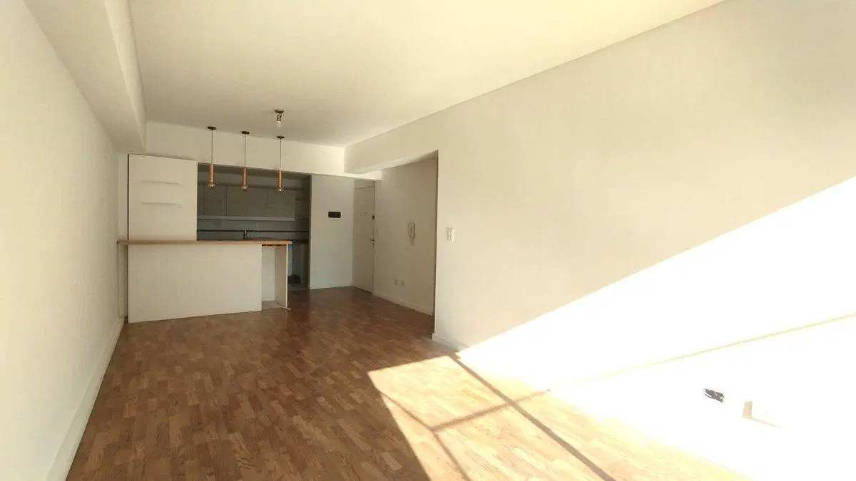 VENTA DEPARTAMENTO CHACARITA 3 AMB BALCON LUMINOSO 2