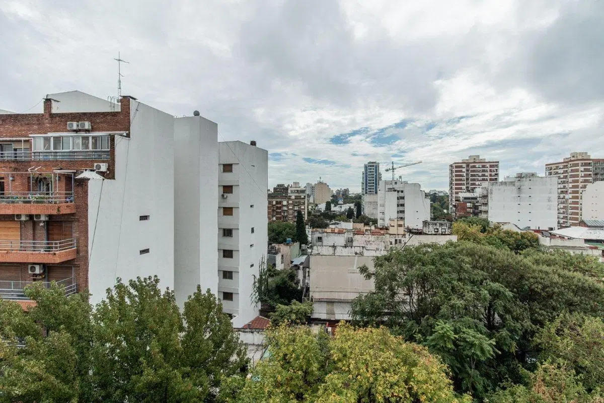 EXCLUSIVO PISO DE 3 AMB CON BALCON EN CABALLITO 5