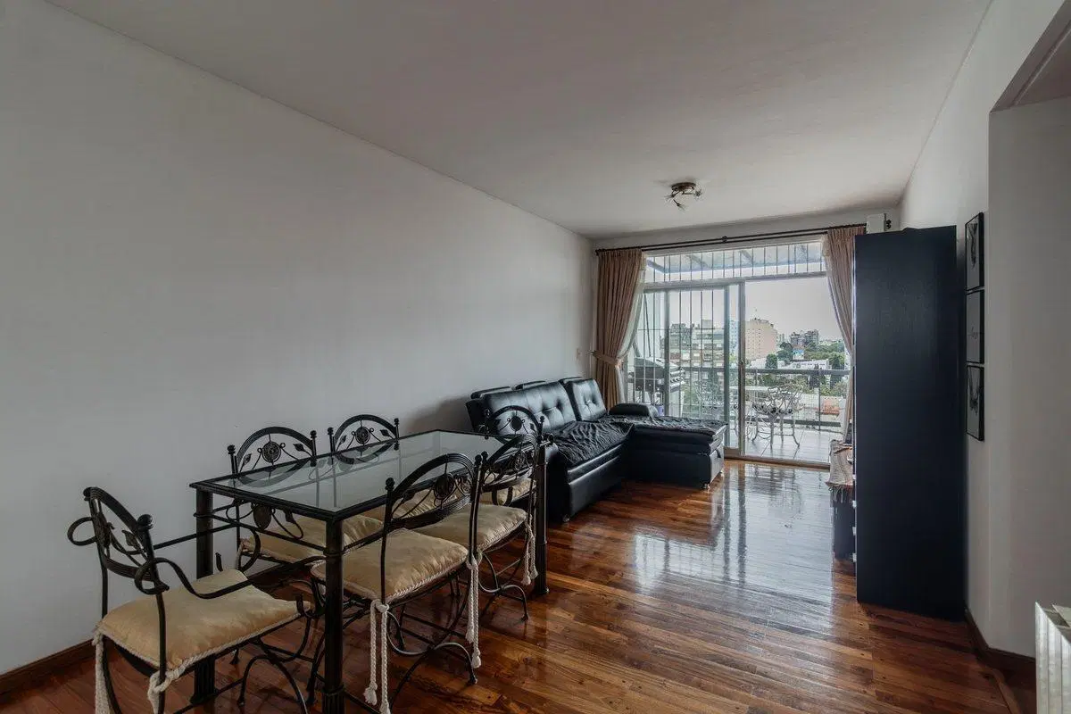 EXCLUSIVO PISO DE 3 AMB CON BALCON EN CABALLITO 2