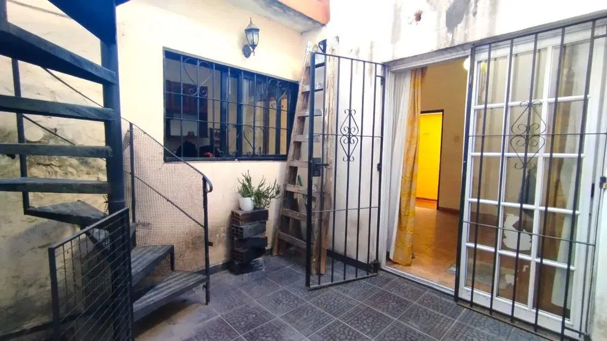 VENTA PH AVELLANEDA 3 AMB QUINCHO PATIO S/EXPENSAS 8